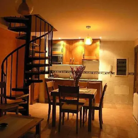 Hotel La Luna Sos del Rey Católico